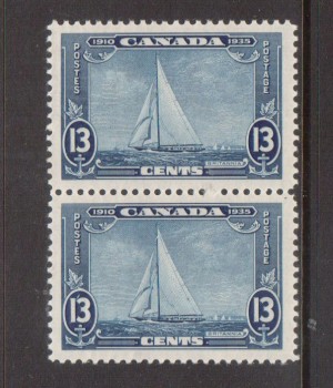Canada #216i VF/NH Pair **With Certificate**