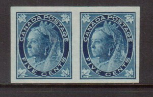 Canada #70i XF Mint Imperf Pair **With Certificate**